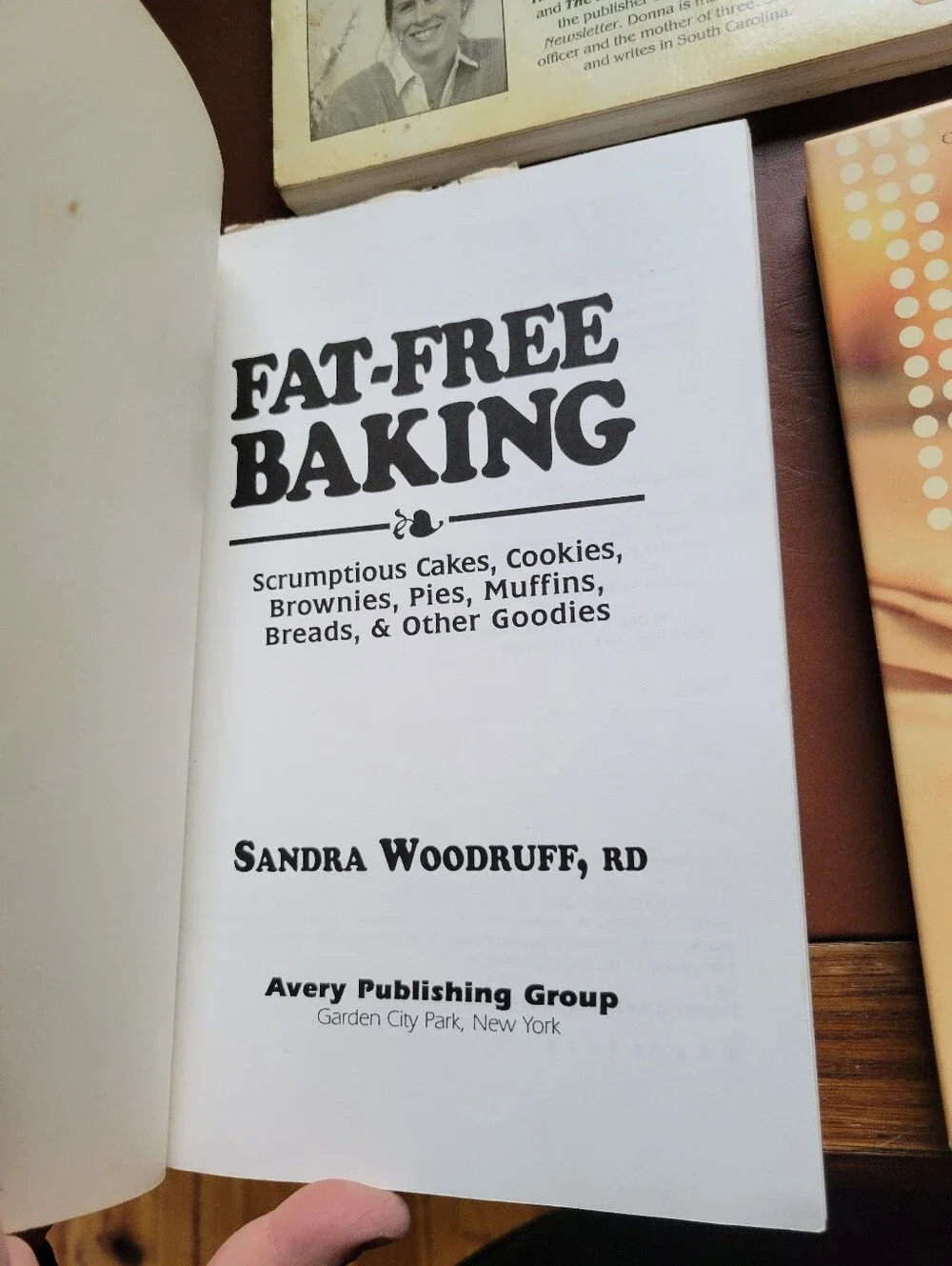 Lot Of 4 Vintage Cookbooks Bread Making, Pies,  & Fat Free Baking 1990s